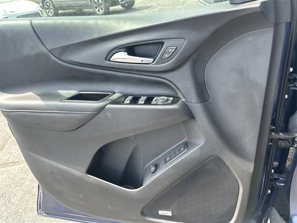 used 2022 Chevrolet Equinox car, priced at $21,999