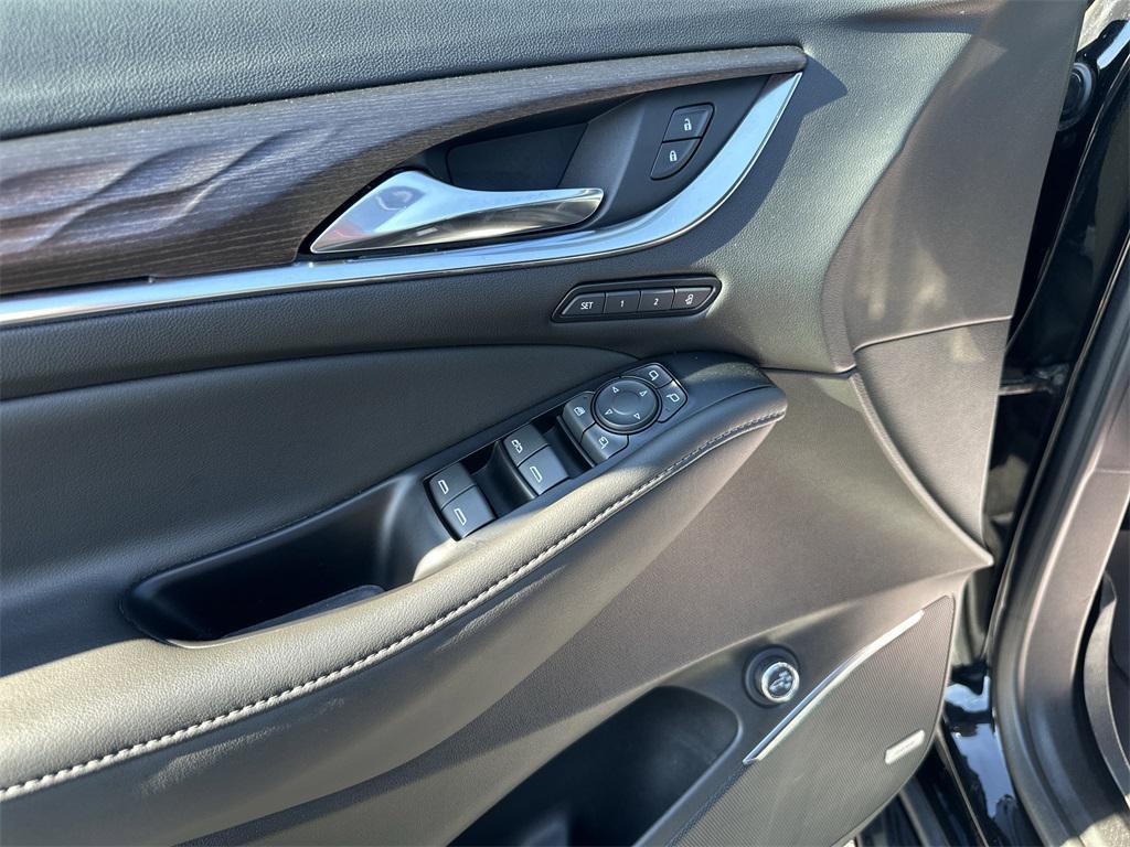 used 2023 Buick Enclave car, priced at $38,566