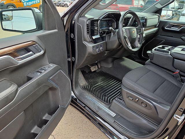 used 2025 Chevrolet Silverado 1500 car, priced at $41,392
