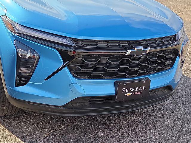 new 2026 Chevrolet Trax car, priced at $28,095