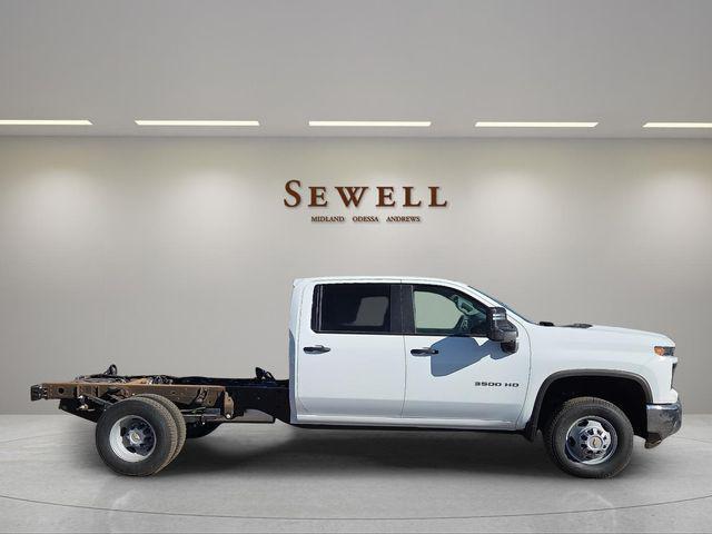 new 2026 Chevrolet Silverado 3500 car, priced at $54,032