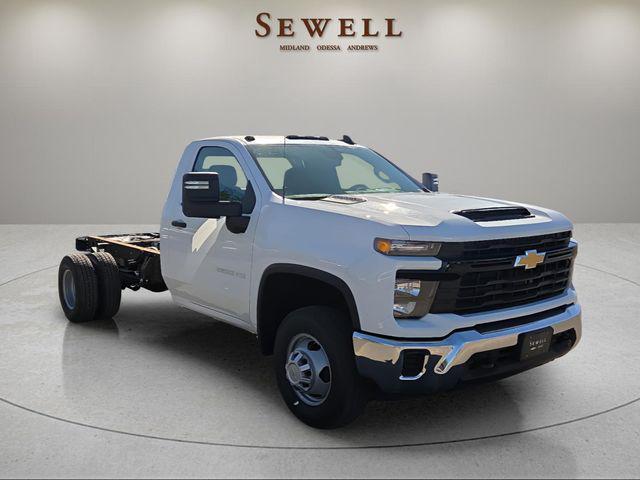 new 2026 Chevrolet Silverado 3500 car, priced at $53,123
