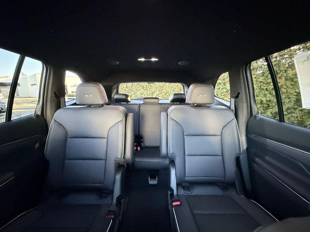 new 2026 Buick Enclave car, priced at $47,975