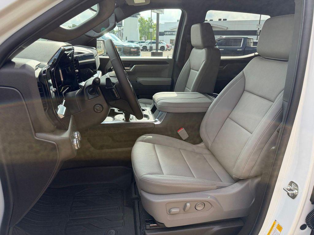 new 2026 GMC Sierra 1500 car, priced at $59,990