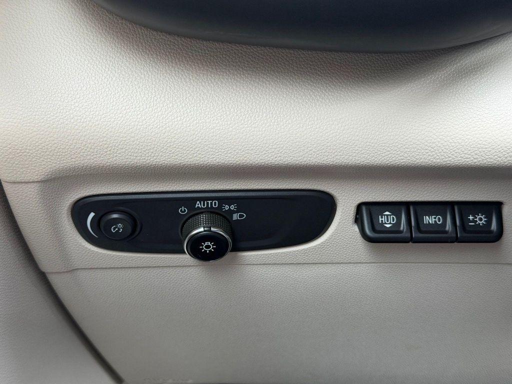 used 2023 Buick Envision car, priced at $32,900