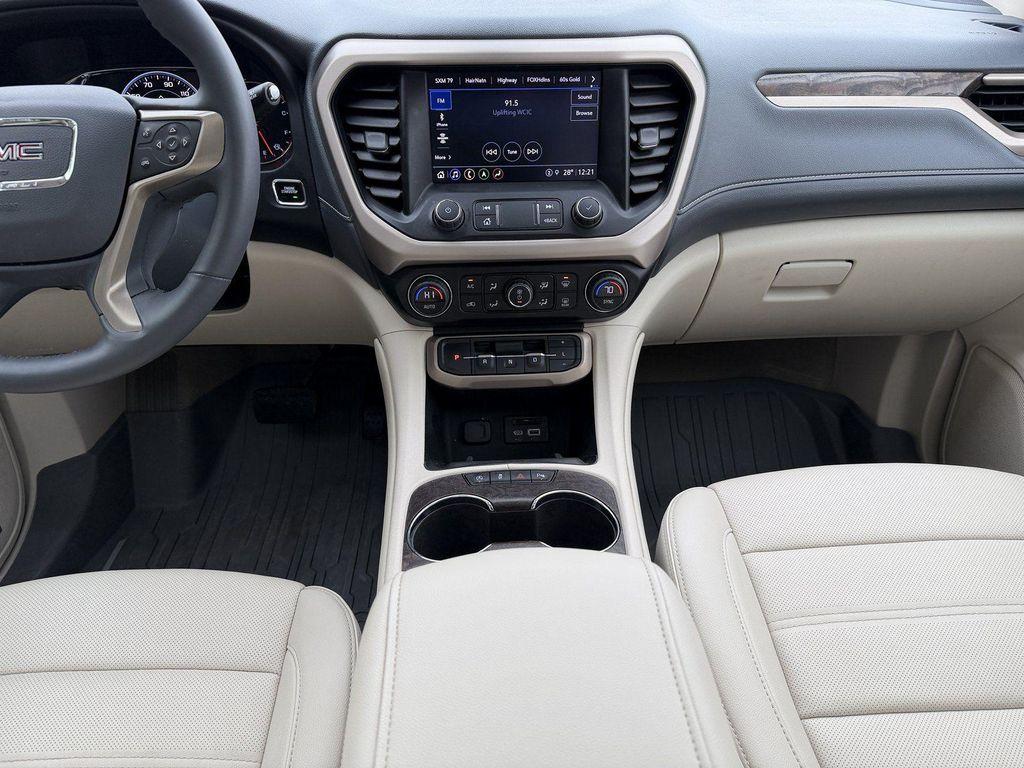 used 2023 GMC Acadia car, priced at $34,800