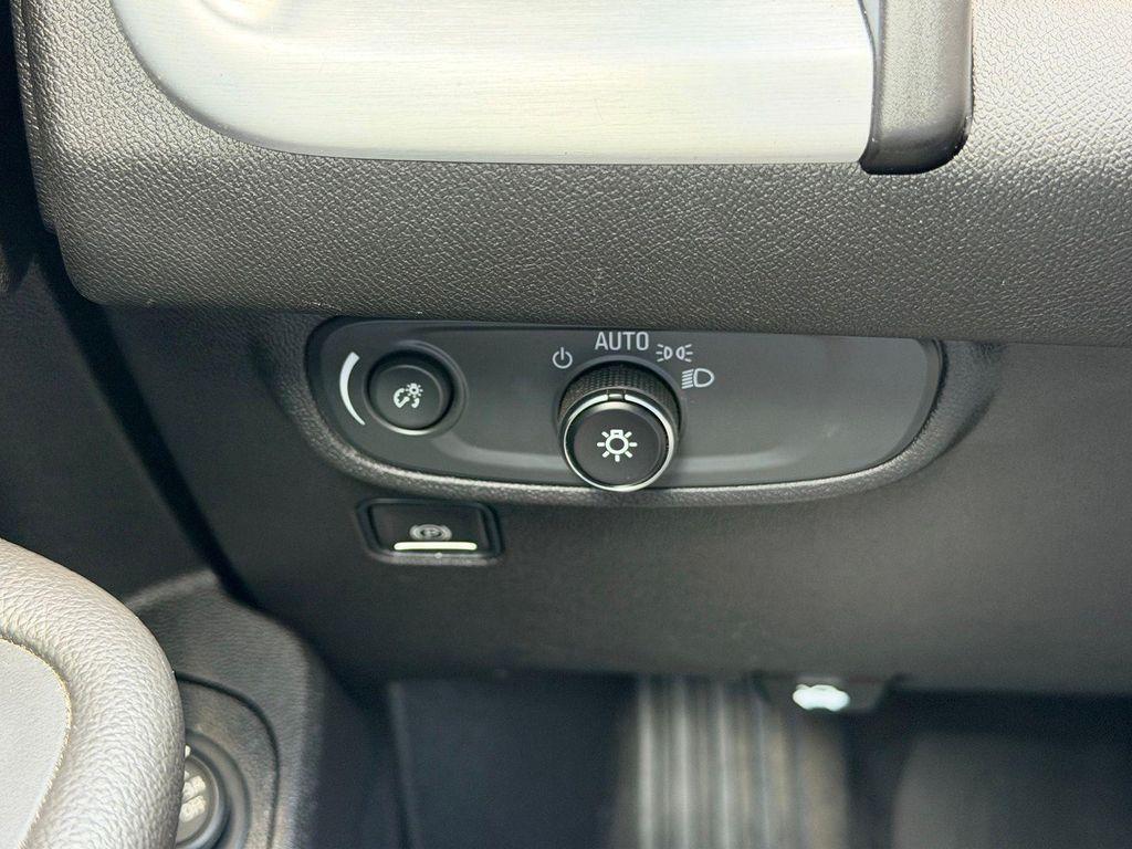 used 2023 GMC Terrain car, priced at $26,712