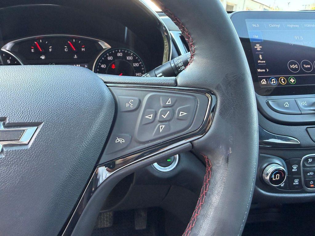 used 2023 Chevrolet Equinox car, priced at $25,900