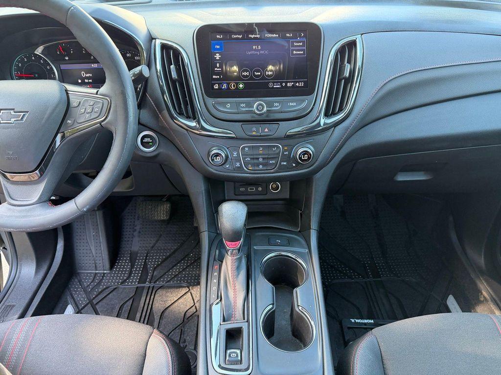 used 2023 Chevrolet Equinox car, priced at $25,900