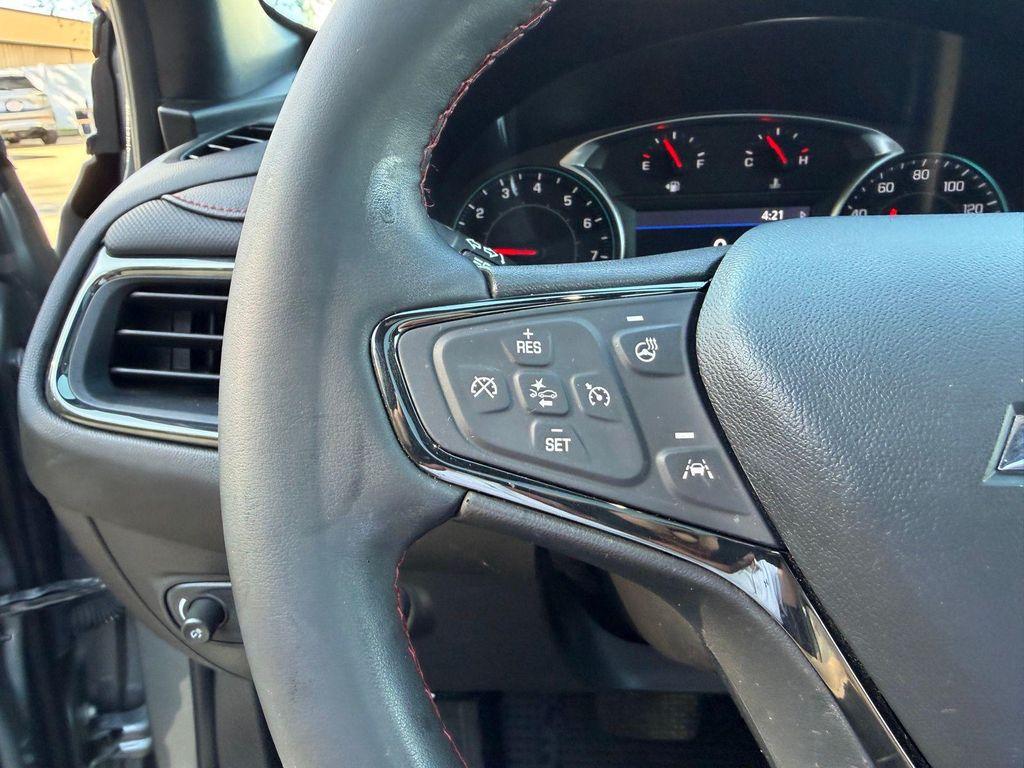 used 2023 Chevrolet Equinox car, priced at $25,900