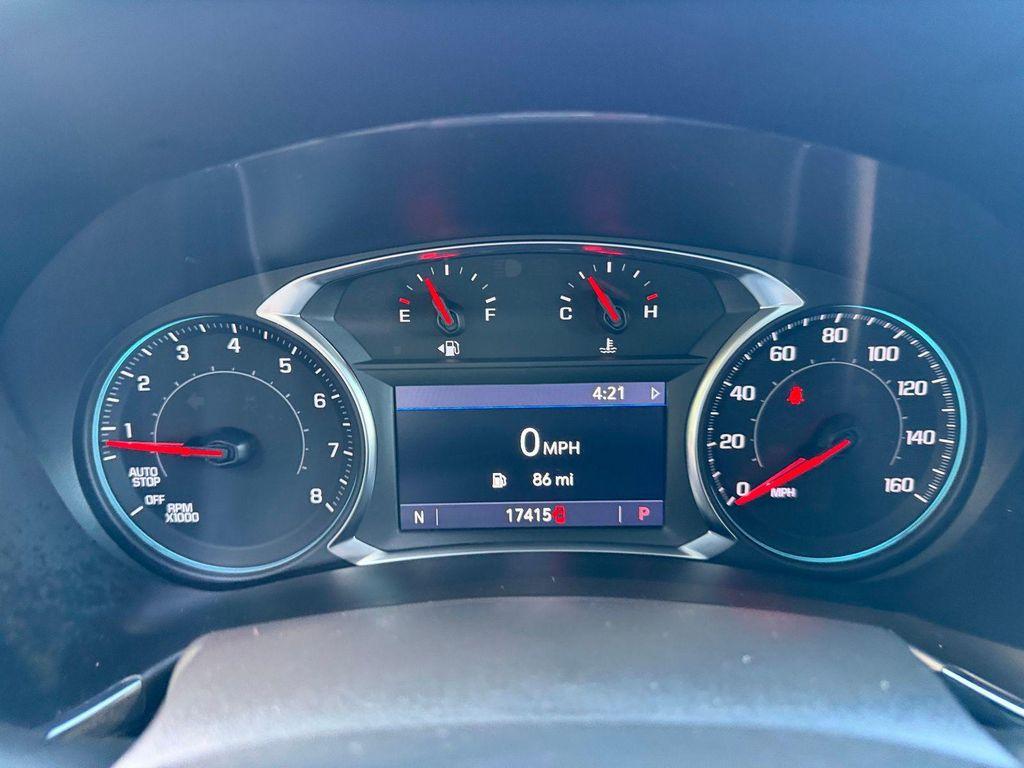used 2023 Chevrolet Equinox car, priced at $25,900