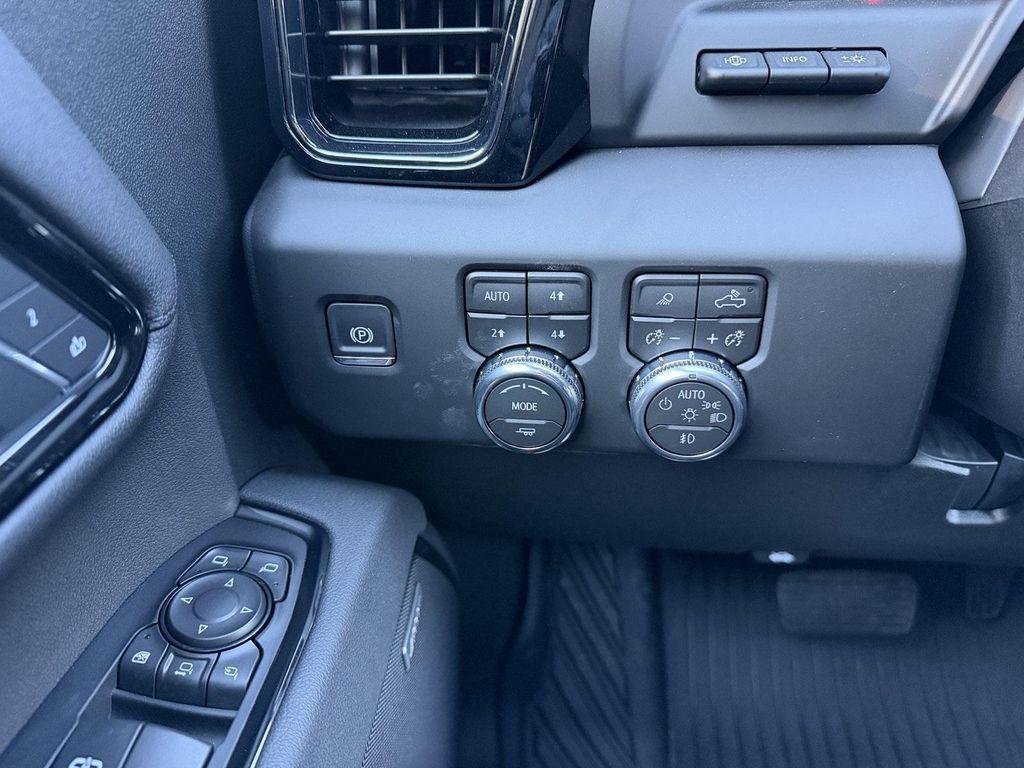 new 2026 GMC Sierra 2500 car, priced at $92,075