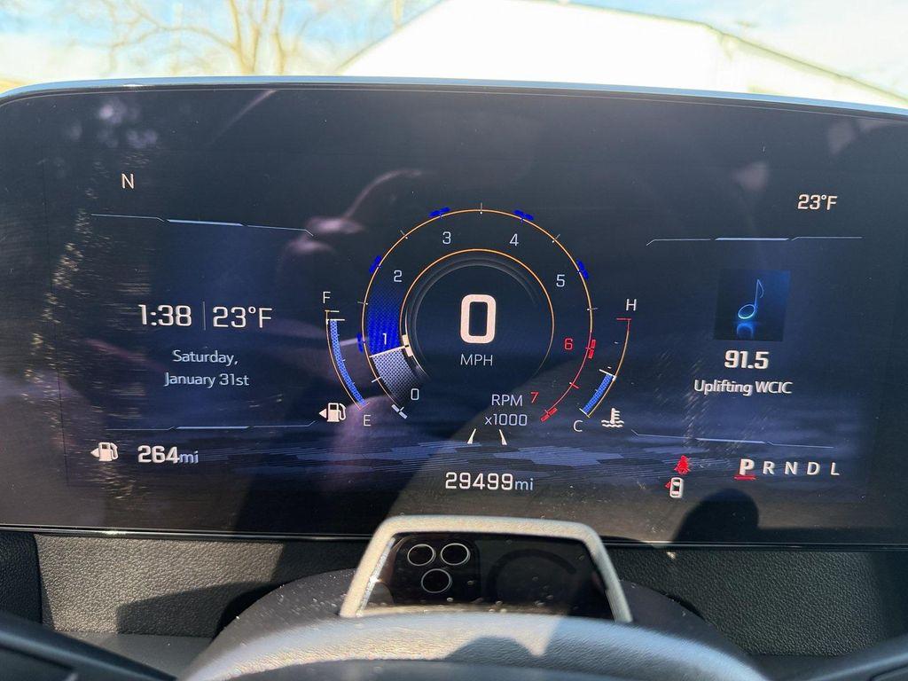 used 2024 Chevrolet Traverse car, priced at $33,900