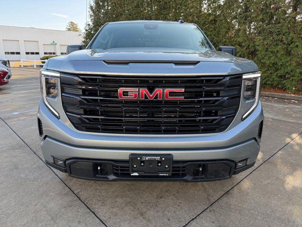 new 2026 GMC Sierra 1500 car, priced at $45,200
