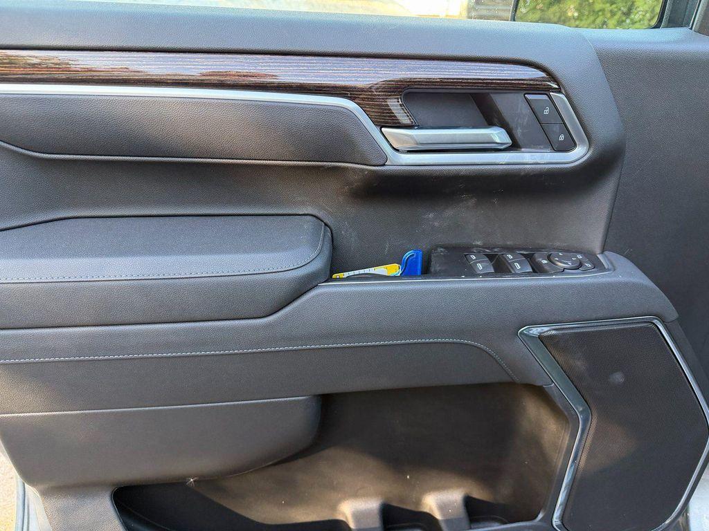 new 2026 GMC Sierra 1500 car, priced at $45,200