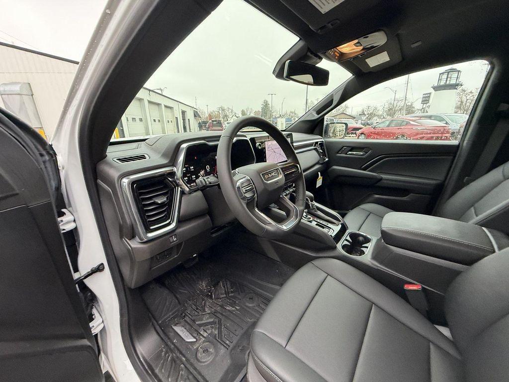 new 2025 GMC Canyon car, priced at $42,500