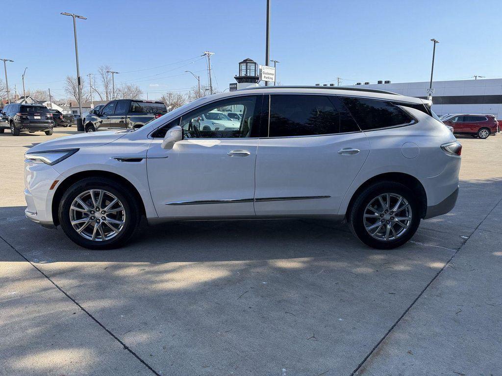 used 2022 Buick Enclave car, priced at $21,500