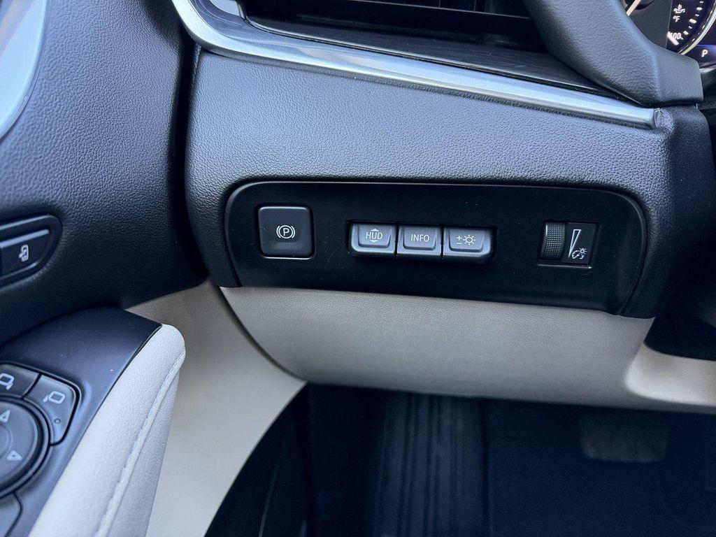 used 2022 Buick Enclave car, priced at $21,500