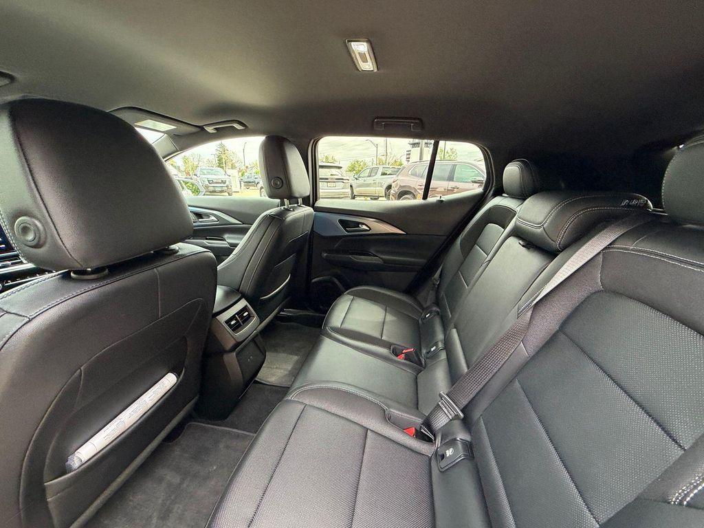 used 2025 Chevrolet Equinox EV car, priced at $25,900