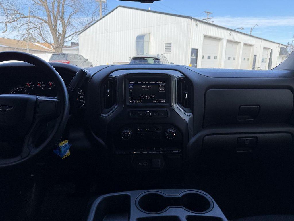 used 2022 Chevrolet Silverado 1500 car, priced at $30,400