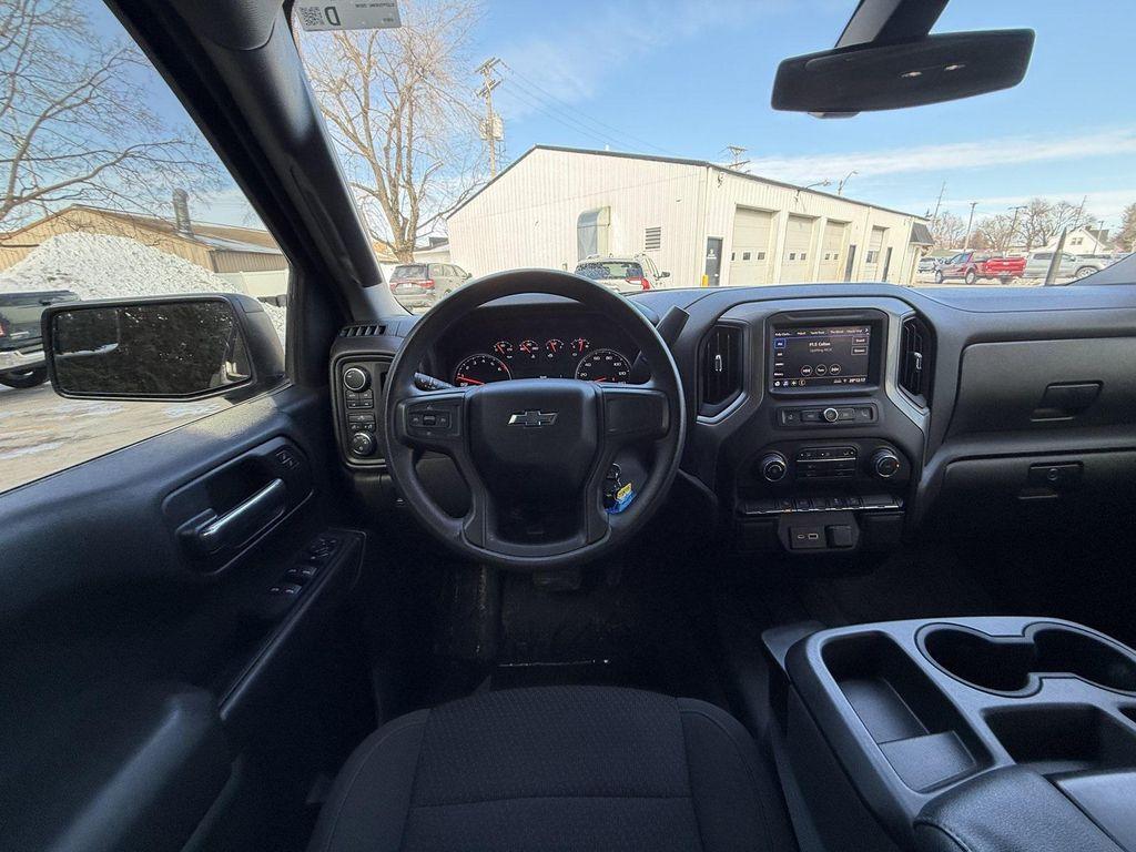 used 2022 Chevrolet Silverado 1500 car, priced at $30,400