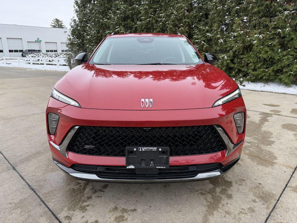 used 2025 Buick Envision car, priced at $28,400