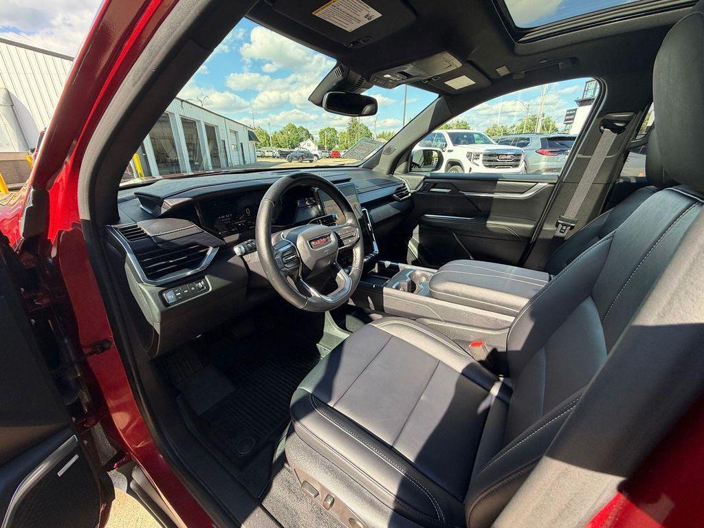 used 2025 GMC Acadia car, priced at $42,012