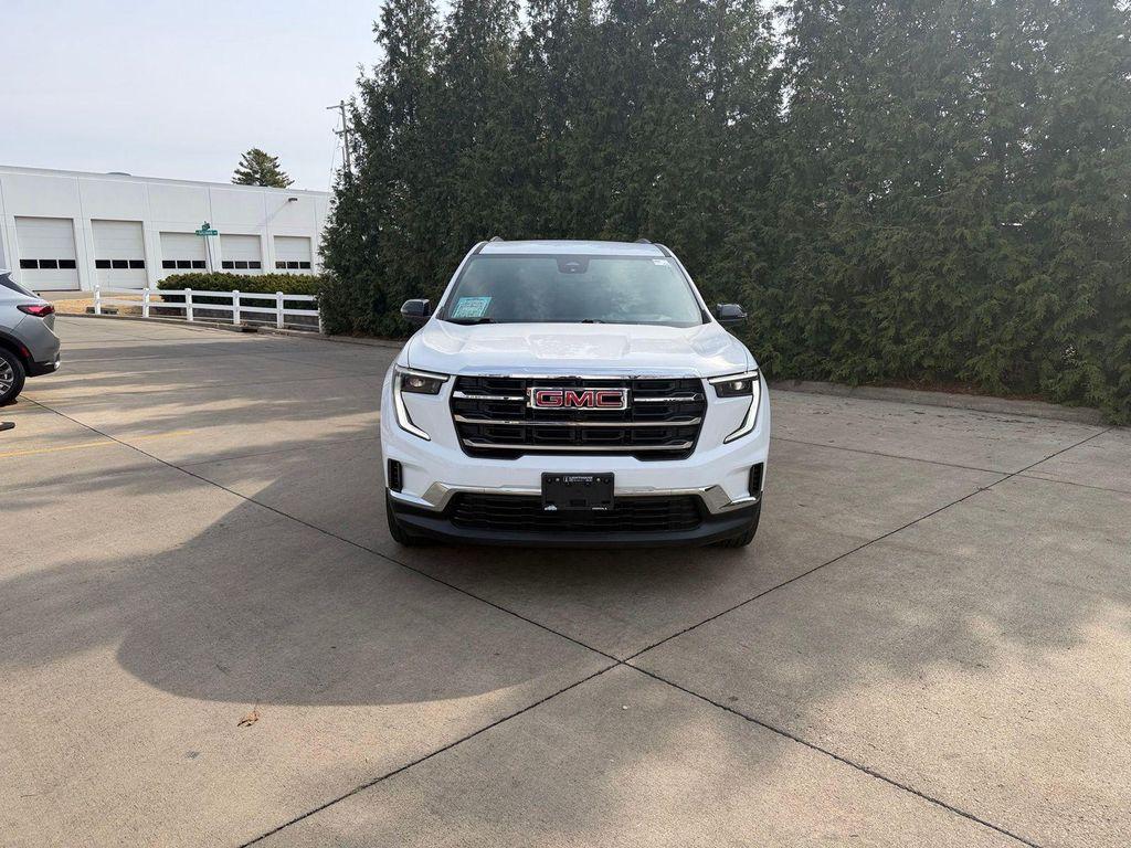 used 2025 GMC Acadia car, priced at $35,212