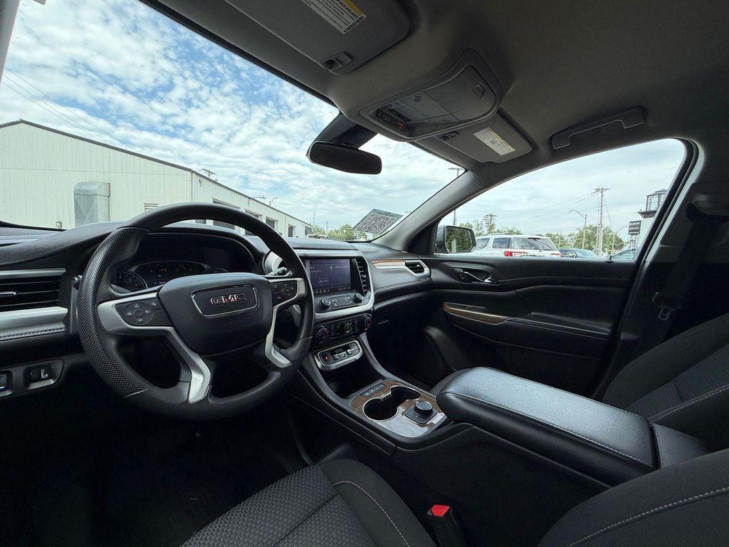used 2022 GMC Acadia car, priced at $21,500