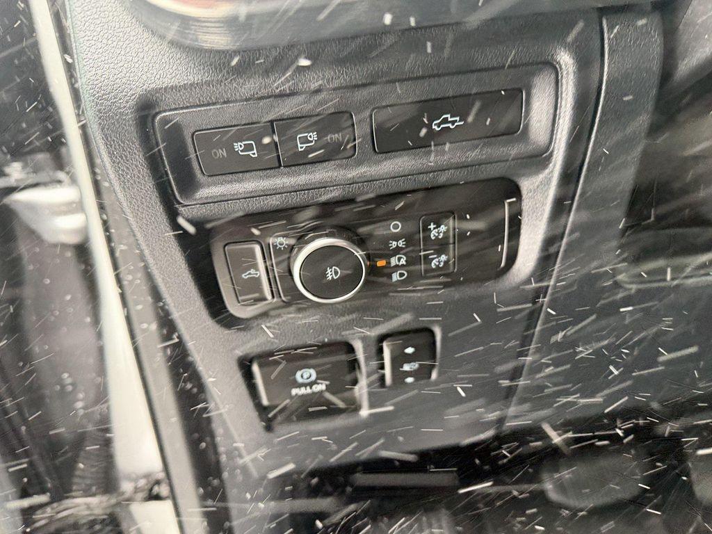 used 2021 Ford F-150 car, priced at $23,300