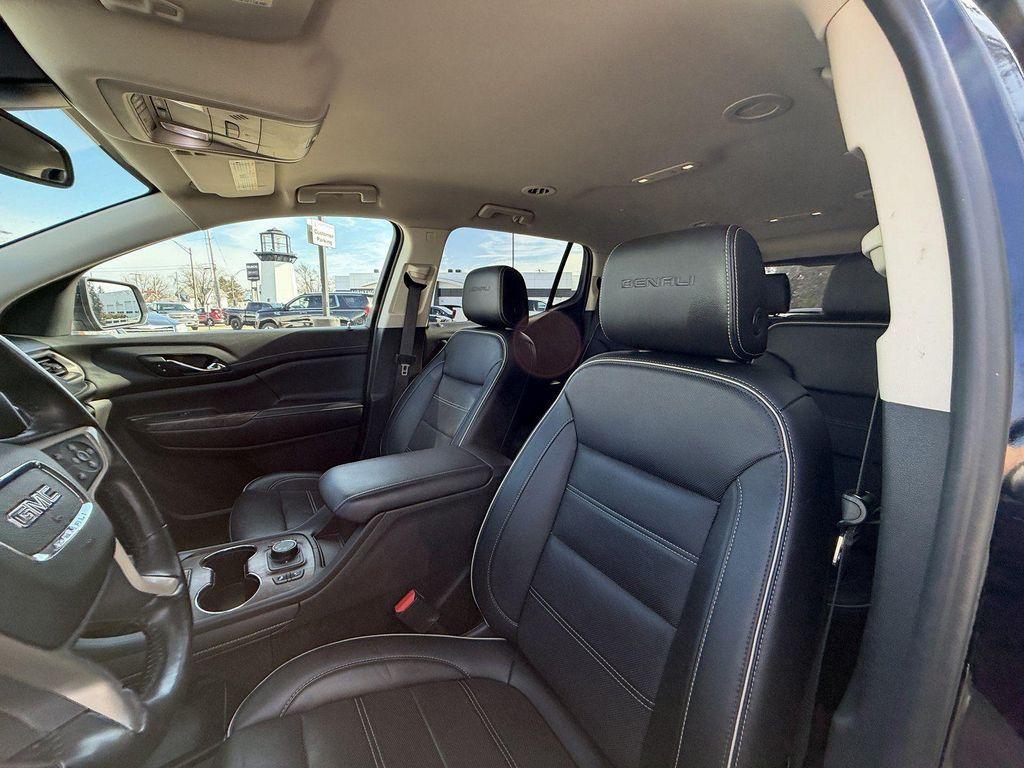 used 2021 GMC Acadia car, priced at $26,312