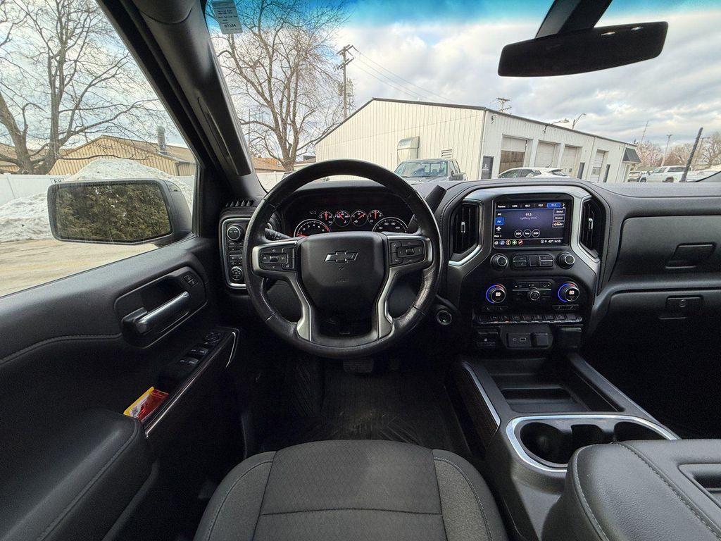 used 2021 Chevrolet Silverado 1500 car, priced at $31,000