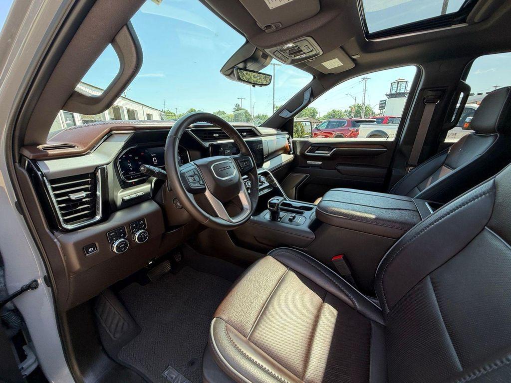 used 2025 GMC Sierra 1500 car, priced at $65,312