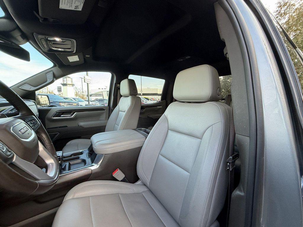 used 2023 GMC Sierra 1500 car, priced at $41,000