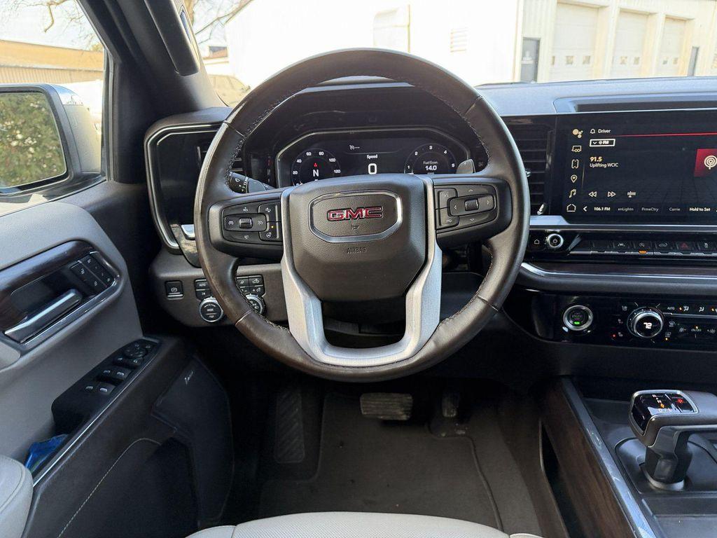 used 2023 GMC Sierra 1500 car, priced at $41,000
