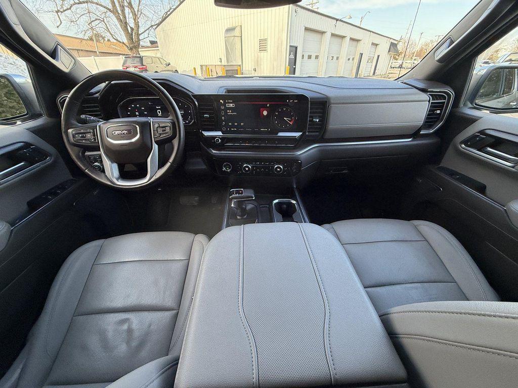 used 2023 GMC Sierra 1500 car, priced at $41,000