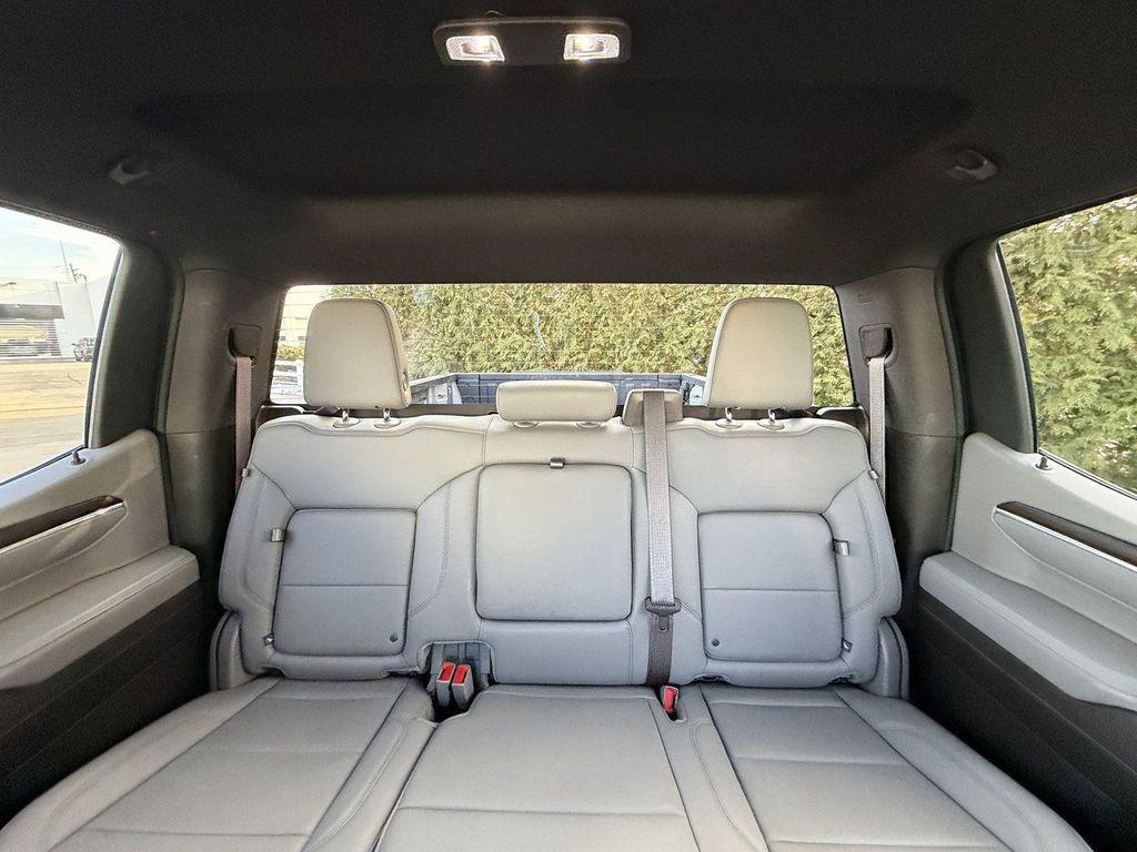 used 2023 GMC Sierra 1500 car, priced at $41,000