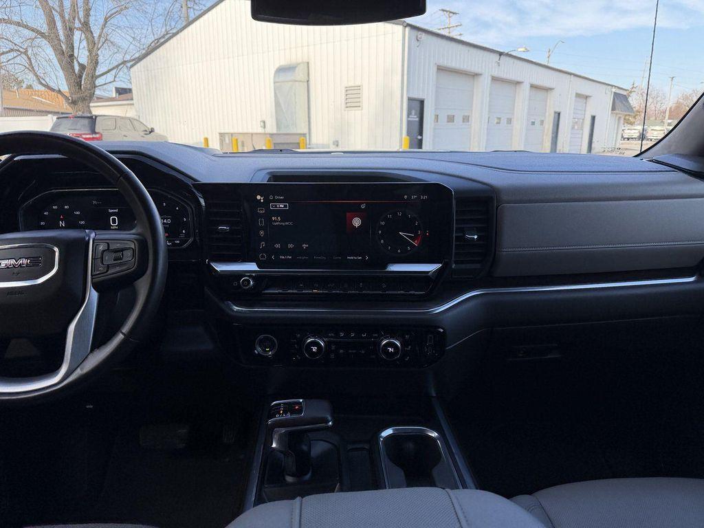 used 2023 GMC Sierra 1500 car, priced at $41,000