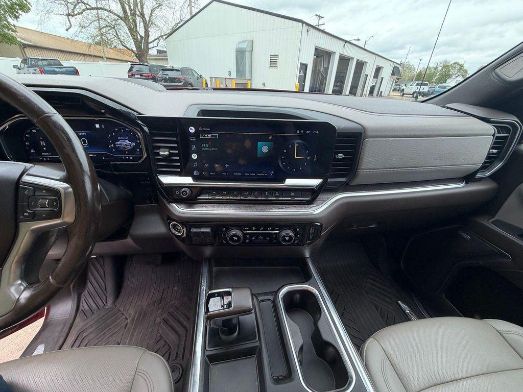 used 2022 Chevrolet Silverado 1500 car, priced at $38,700
