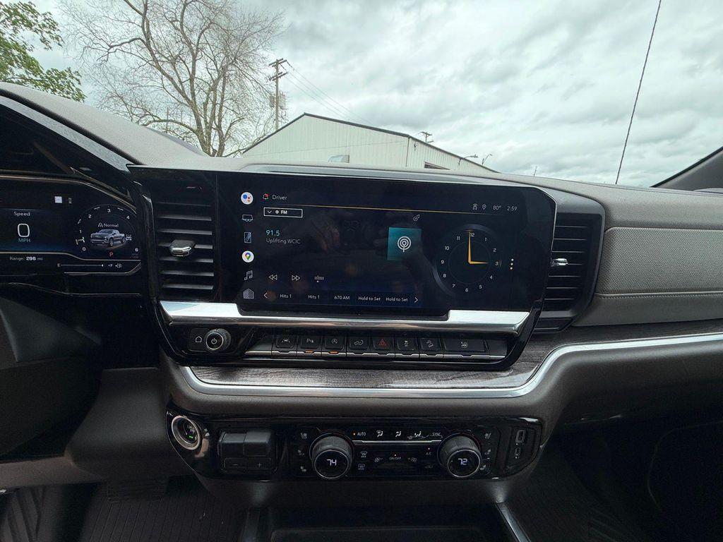 used 2022 Chevrolet Silverado 1500 car, priced at $38,700