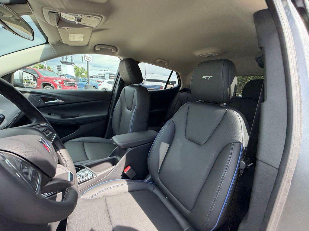 new 2026 Buick Encore GX car, priced at $28,185