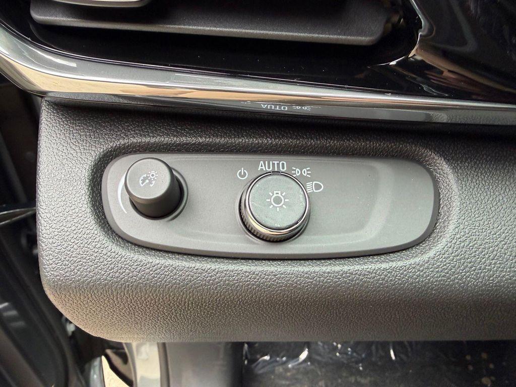 new 2026 Buick Envista car, priced at $28,297