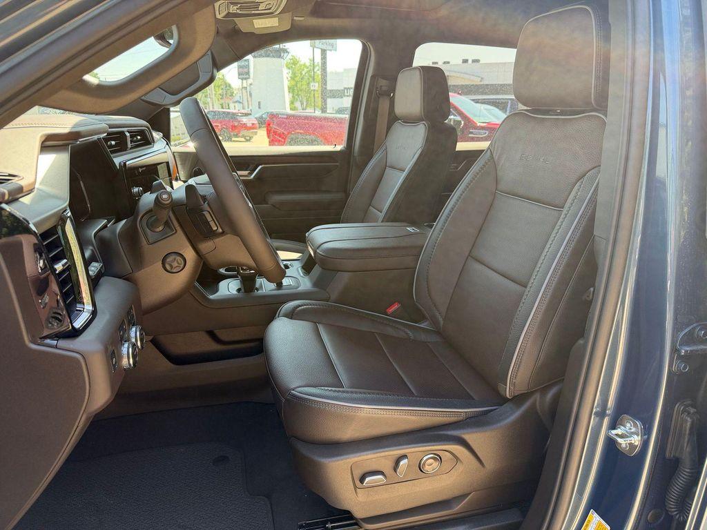 new 2026 GMC Sierra 1500 car, priced at $70,330