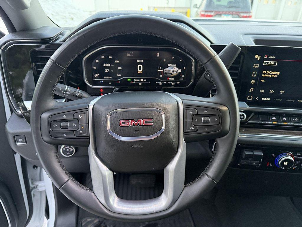 used 2025 GMC Sierra 1500 car, priced at $36,300