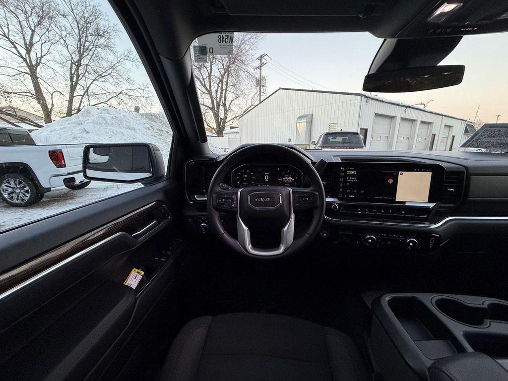used 2025 GMC Sierra 1500 car, priced at $36,300