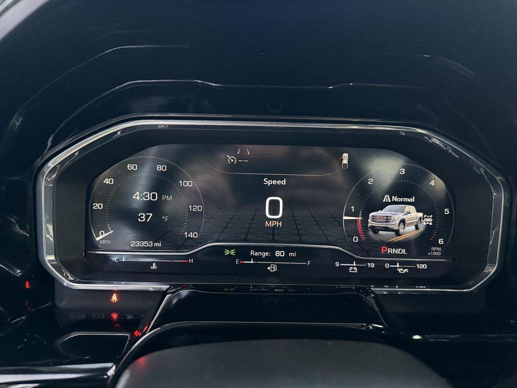 used 2025 GMC Sierra 1500 car, priced at $36,300