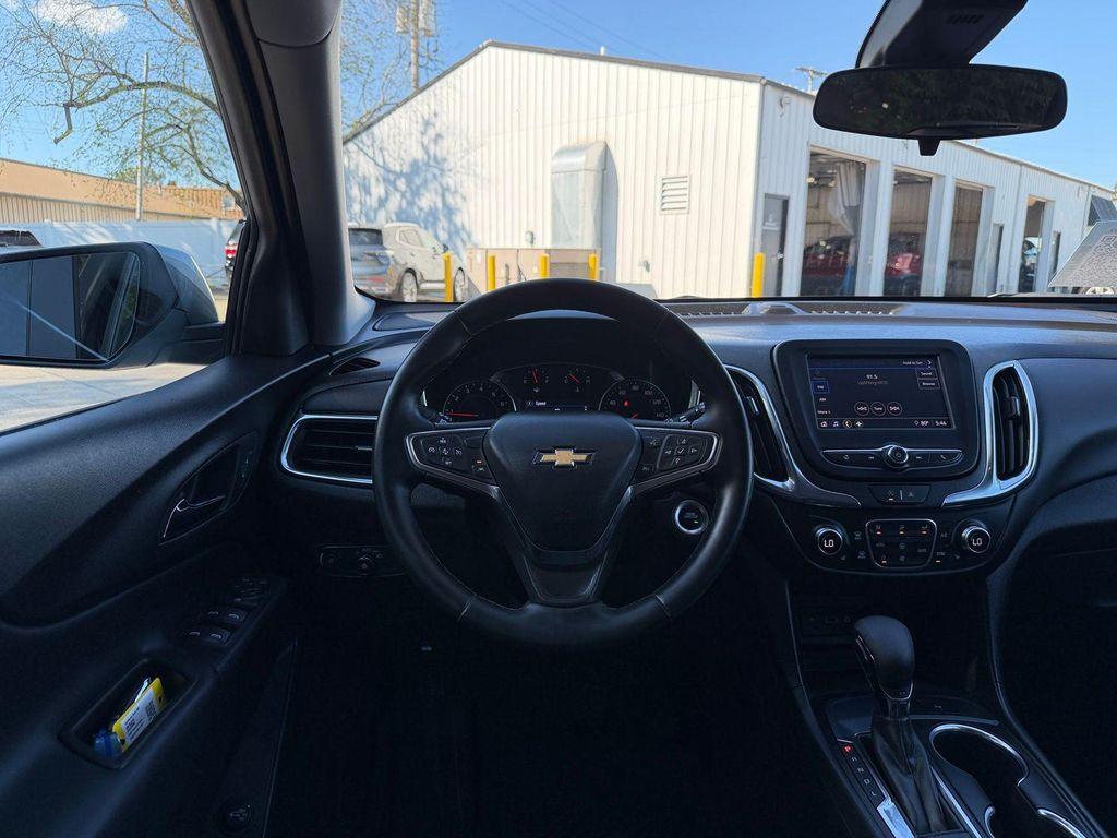 used 2024 Chevrolet Equinox car, priced at $25,600