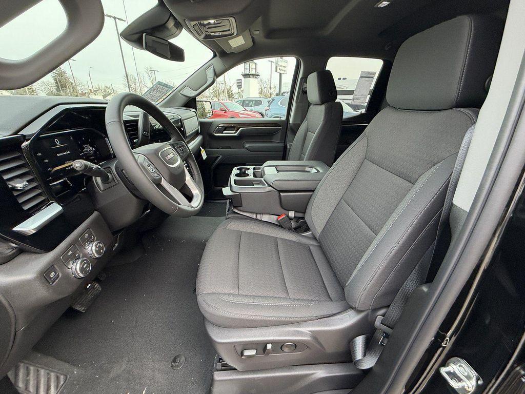 new 2026 GMC Sierra 1500 car, priced at $47,716
