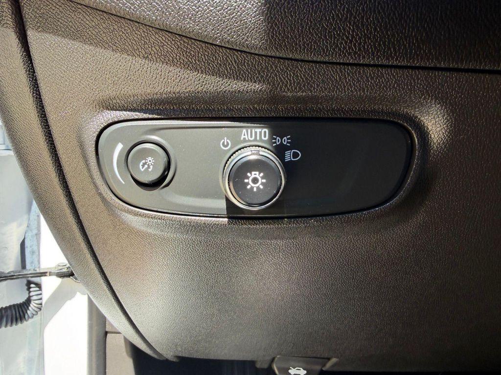 used 2024 Chevrolet Equinox car, priced at $26,600