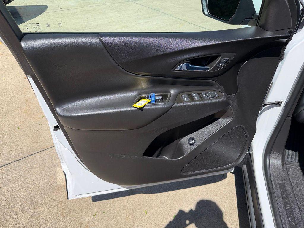 used 2024 Chevrolet Equinox car, priced at $26,600